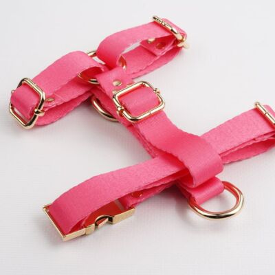 Pembe Diamond Göğüs Tasması